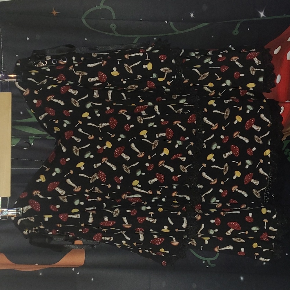 NWOT Thorne & Fable skirt